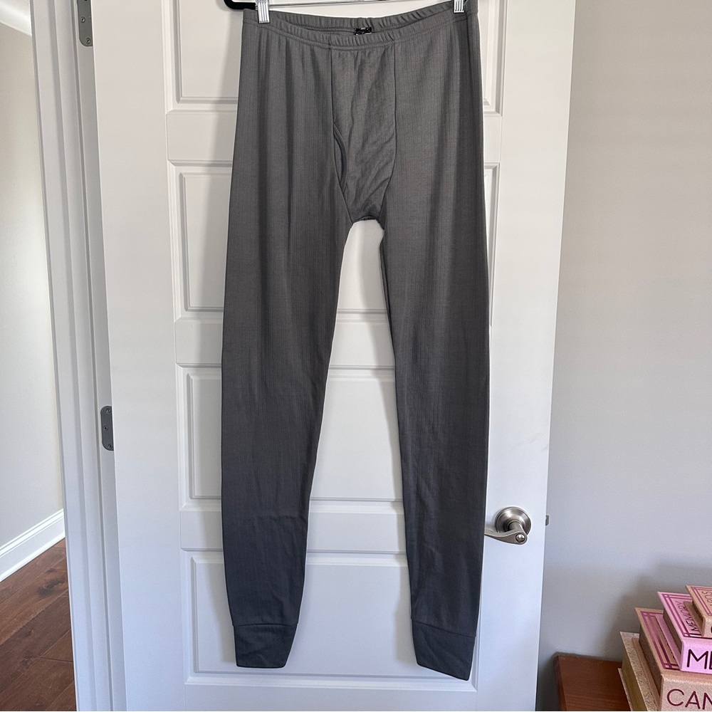 Real tree grey pants